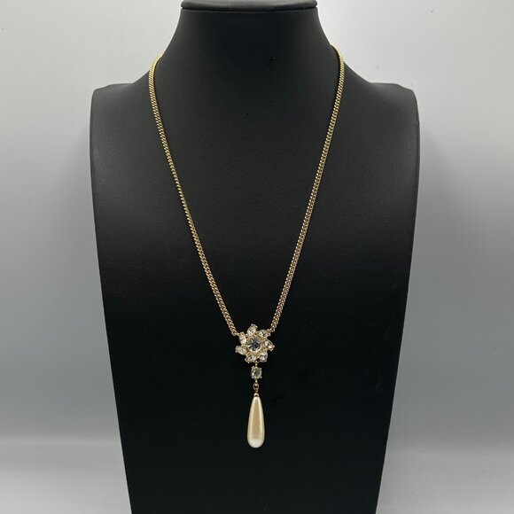 Monet Necklace Gold Tone Crystal Flower Pendant Faux Pearl Teardrop Dangle 22 In - Picture 4 of 10